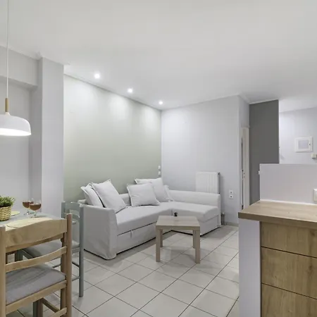 Apartment Elaia 5 *
