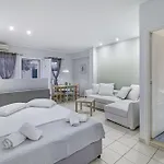 Lägenhet Elaia 5 *